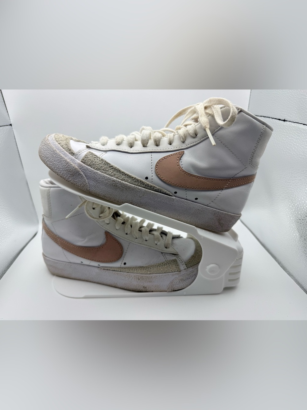 Nike Women’s Blazer ‘77 Vintage Mid White/Pink Oxford Size CZ1055-118 Sz 6